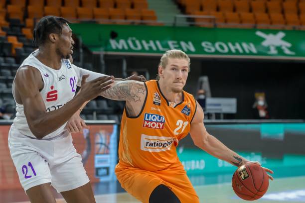 进攻发动机 进攻发动机