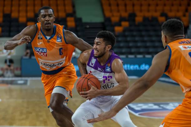 小贾巴里 小贾巴里